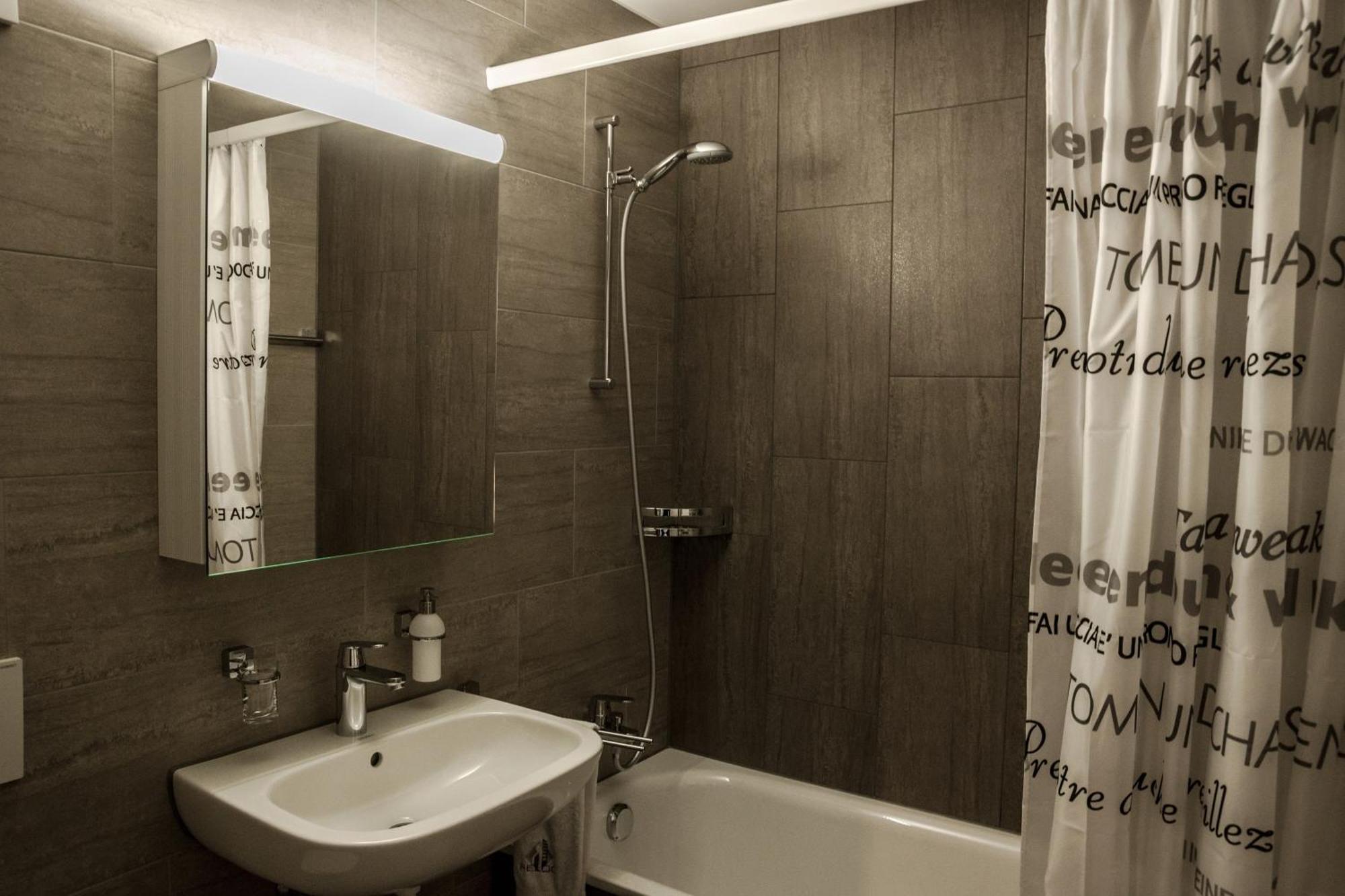 Reloc Serviced Apartments Zurich-Oerlikon Pokoj fotografie